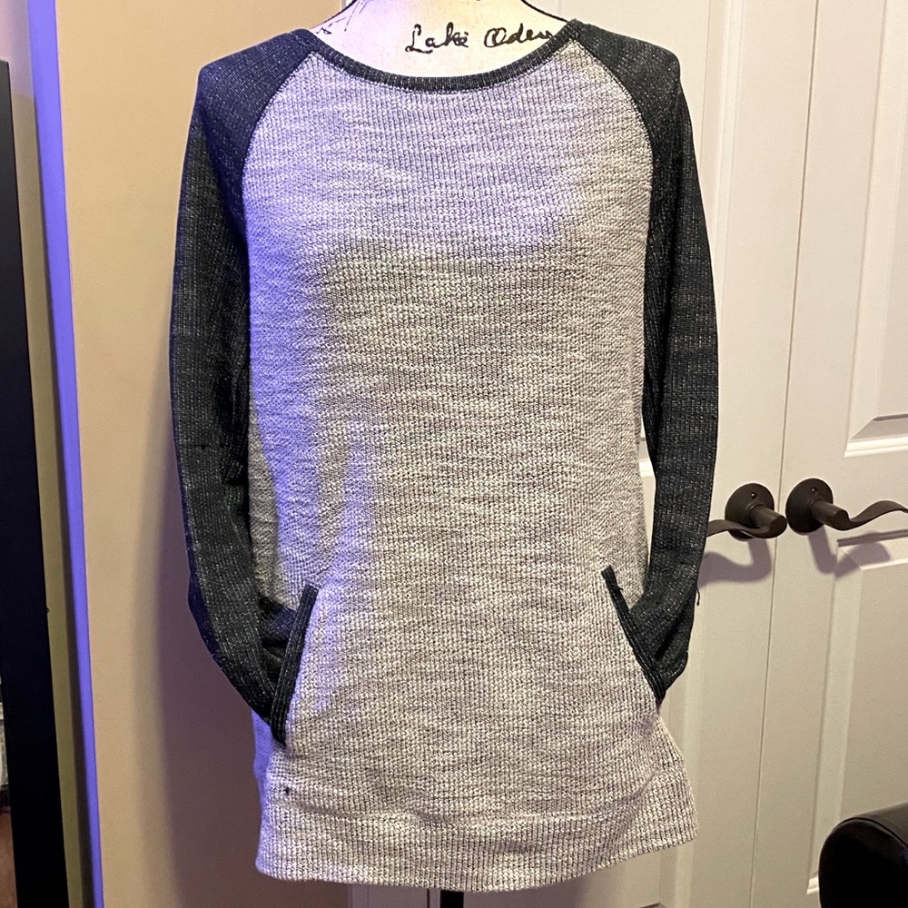 Lou&Grey Marled Front Pocket Sweater